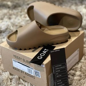New in Box Yeezy unisex slides. (Price firm)